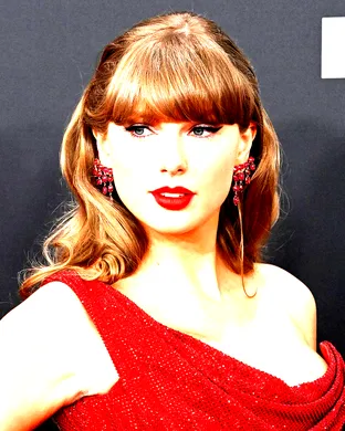 Jimmy Moore Personnifie Taylor Swift
