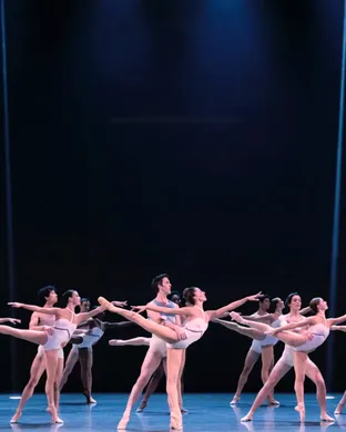 Les Grands Ballets Canada